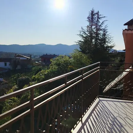 Nedi's Nest - Cozy Countryside Retreat Under Palmtrees Appartamento