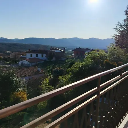 Apartman Nedi's Nest - Cozy Countryside Retreat Under Palmtrees