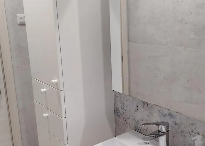 Nedi's Nest - Cozy Countryside Retreat Under Palmtrees Daire *